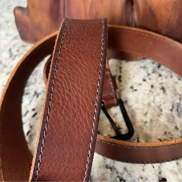 Men's Haggar Leather Belt - Picture 7 of 8